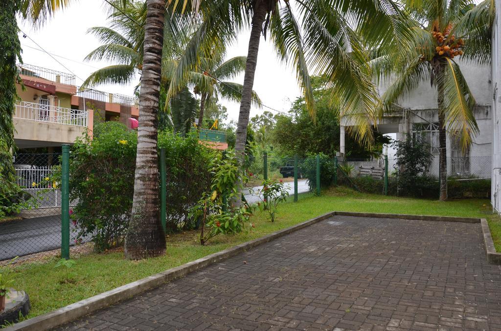 Les Gentilhommieres Guest House Trou aux Biches Bagian luar foto
