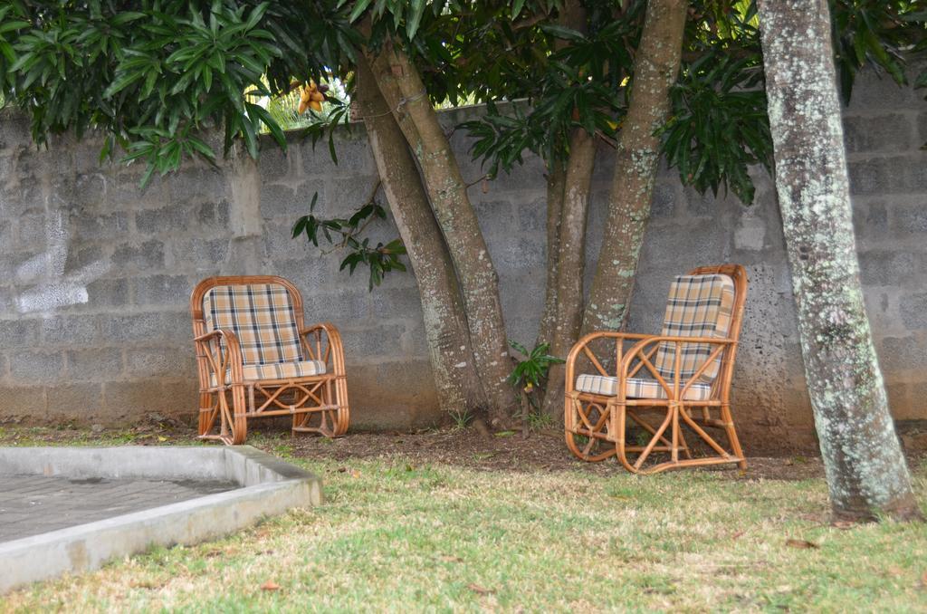 Les Gentilhommieres Guest House Trou aux Biches Bagian luar foto