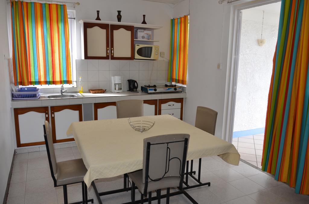 Les Gentilhommieres Guest House Trou aux Biches Bagian luar foto
