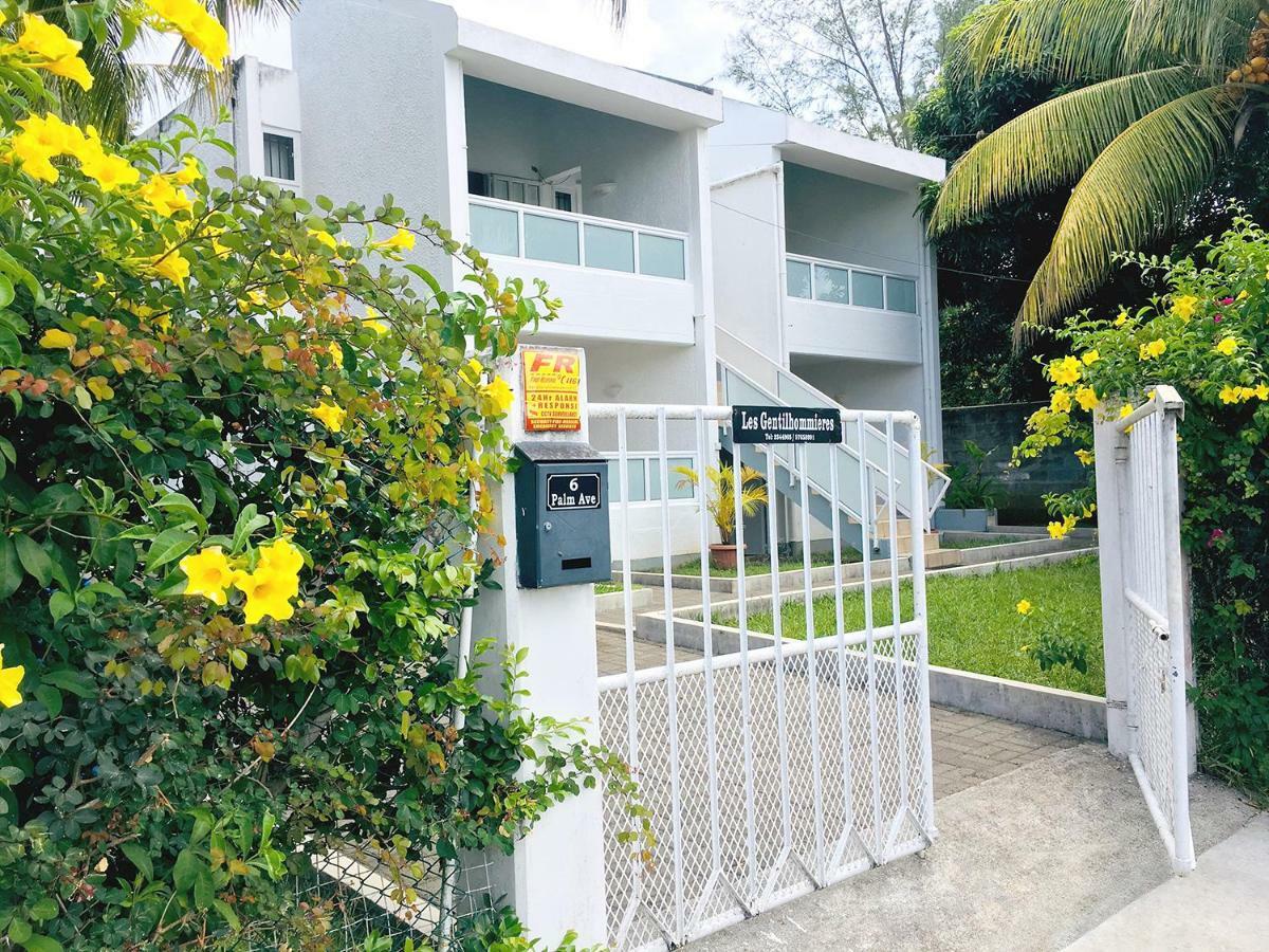 Les Gentilhommieres Guest House Trou aux Biches Bagian luar foto